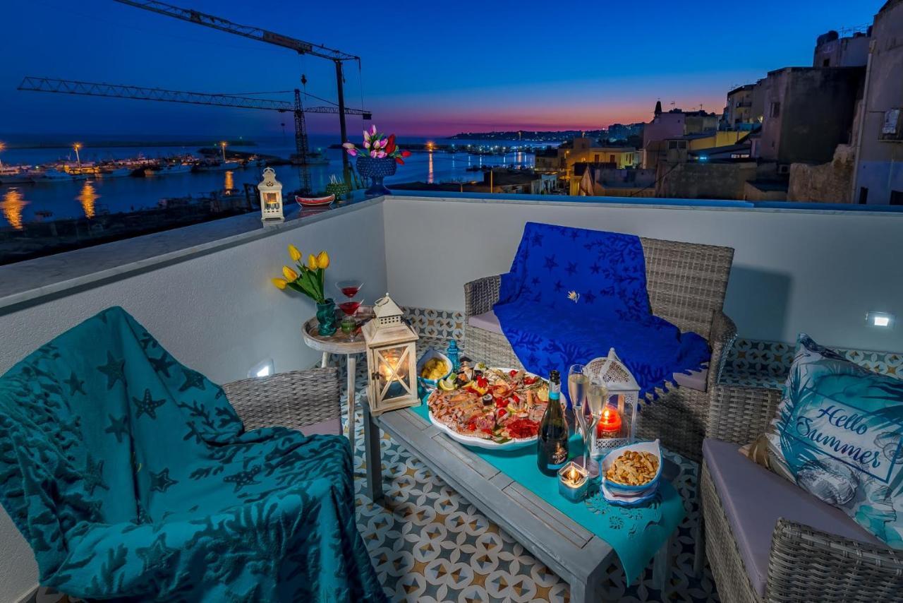 Vittoria Luxury Rooms Шакка Экстерьер фото